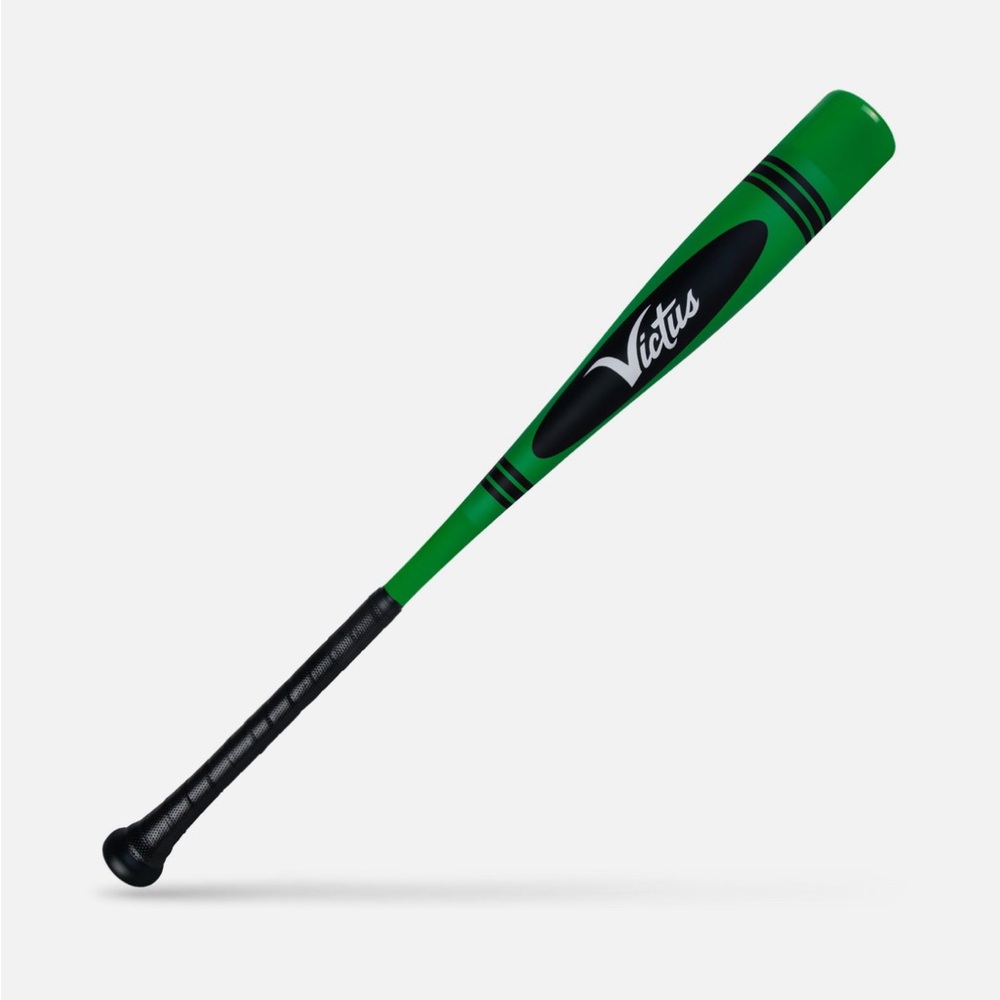 Brand new- Victus crayon bat USA certified 30inch